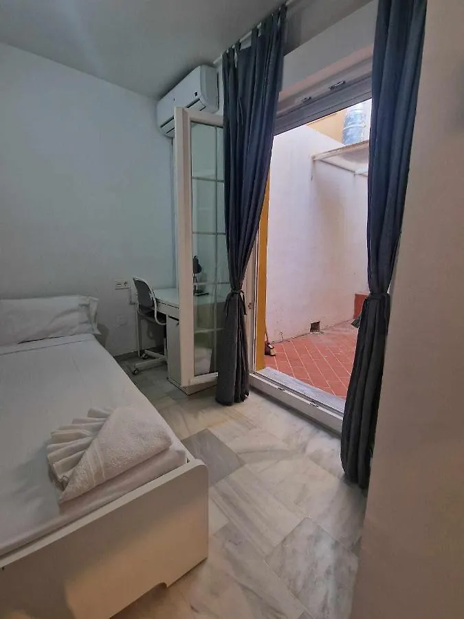 4 Rooms Pkg Marmoles Málaga